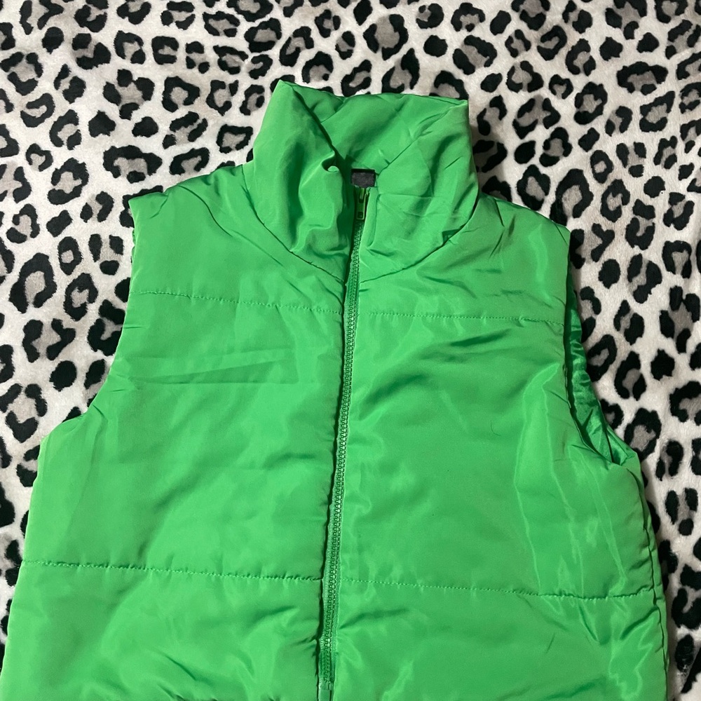 SHEIN Green Puffer Vest